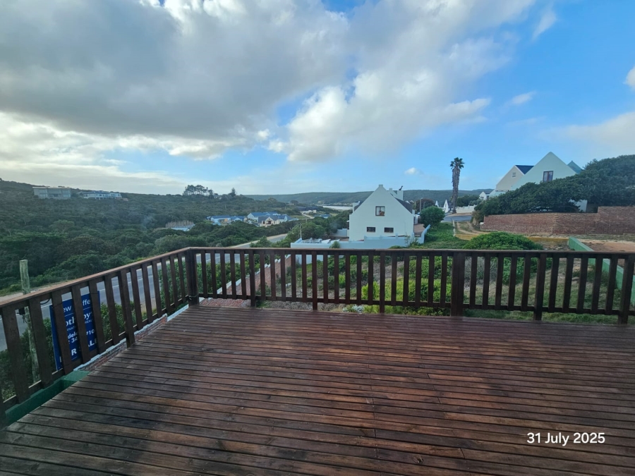 5 Bedroom Property for Sale in Stilbaai Wes Western Cape